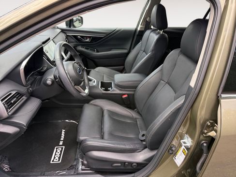 Used 2023 Subaru Outback Touring XT AWD/4WD image 10