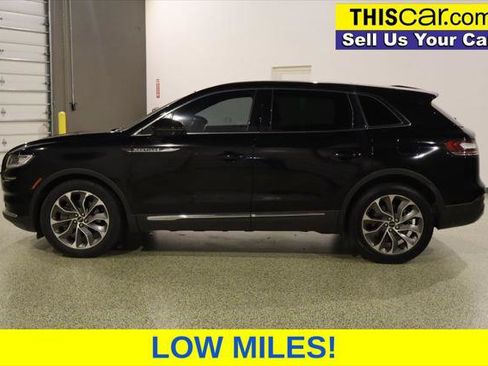 Used 2023 Lincoln Nautilus Reserve AWD/4WD image 5