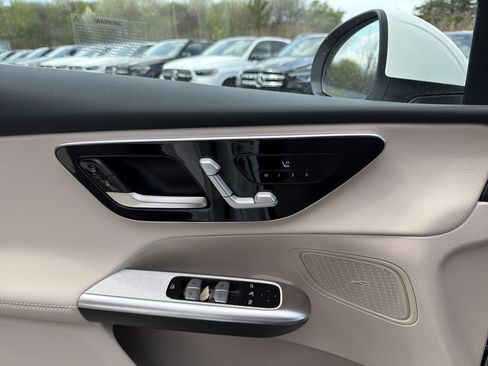 New 2026 Mercedes-Benz GLC 300 4MATIC image 14