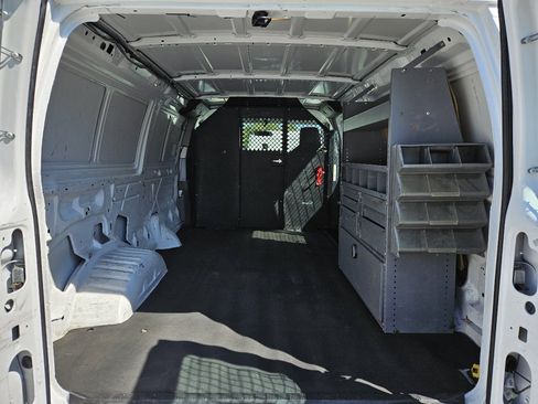 Used 2013 Ford E-150 and Econoline 150 image 14