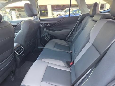Used 2024 Subaru Outback Onyx Edition AWD/4WD image 32