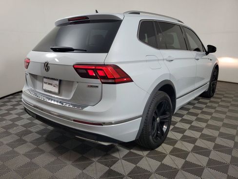 Used 2019 Volkswagen Tiguan S AWD/4WD image 6