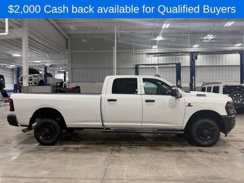 New 2026 RAM 2500 Tradesman AWD/4WD image 2