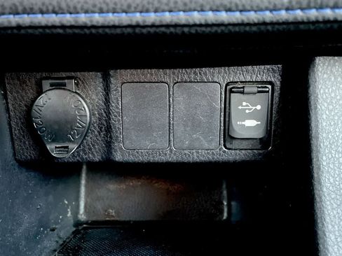 Used 2017 Toyota Corolla SE image 22