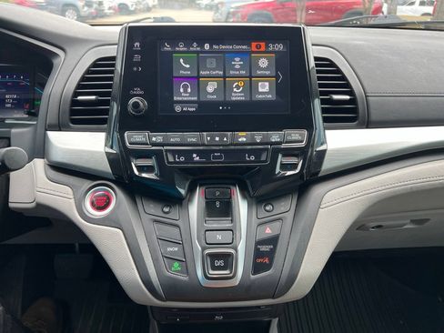 Used 2019 Honda Odyssey EX-L image 18