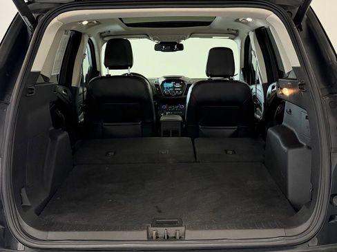 Used 2018 Ford Escape Titanium w/ Ford Safe & Smart Package AWD/4WD image 25