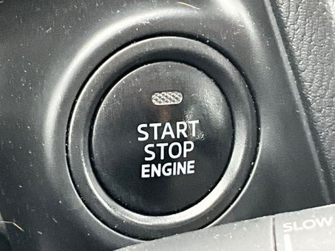 Used 2020 Toyota Yaris L FWD image 22