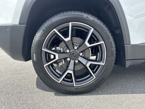 New 2026 Jeep Cherokee Overland w/ Advanced Pro Tech Group image 21