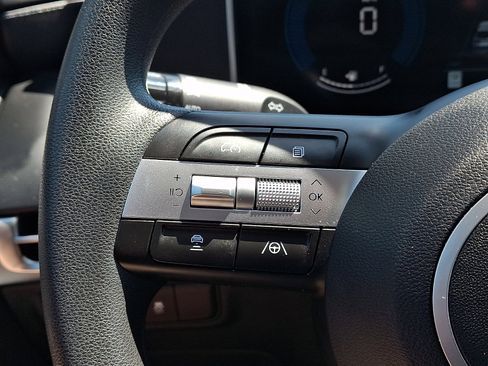 Used 2025 Hyundai Tucson SE AWD/4WD image 20