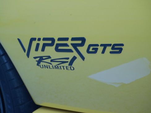 Used 2001 Dodge Viper GTS RWD image 14