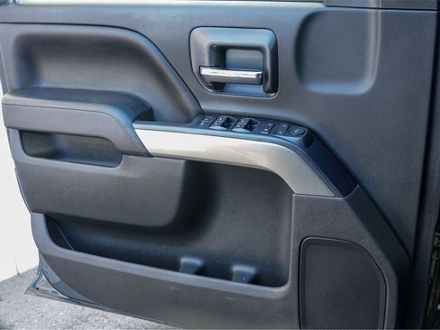 Used 2018 Chevrolet Silverado 1500 LT w/ All Star Edition image 45