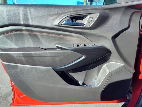 New 2026 Chevrolet Trax RS w/ Driver Confidence Package image 9