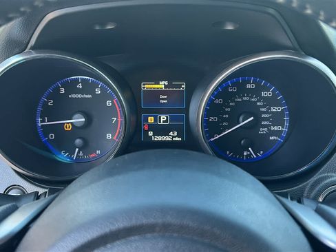 Used 2018 Subaru Outback 2.5i Limited AWD/4WD image 21