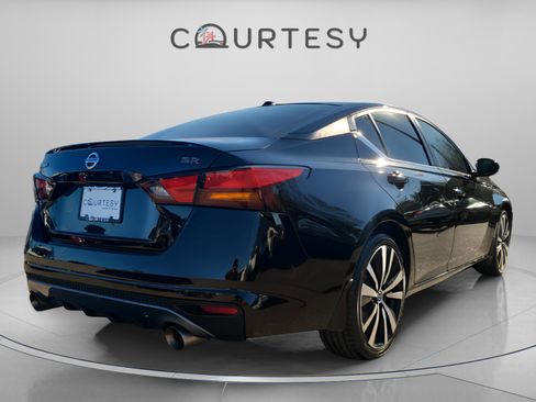 Used 2019 Nissan Altima 2.5 SR image 5