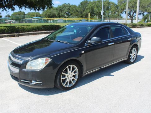 Used 2008 Chevrolet Malibu LTZ FWD image 4