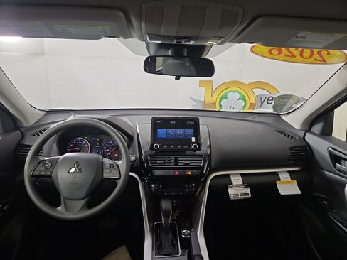 New 2026 Mitsubishi Eclipse Cross LE image 12
