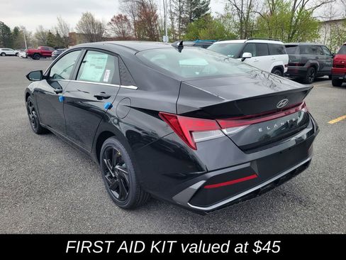 New 2026 Hyundai Elantra SEL Sport Premium FWD image 6