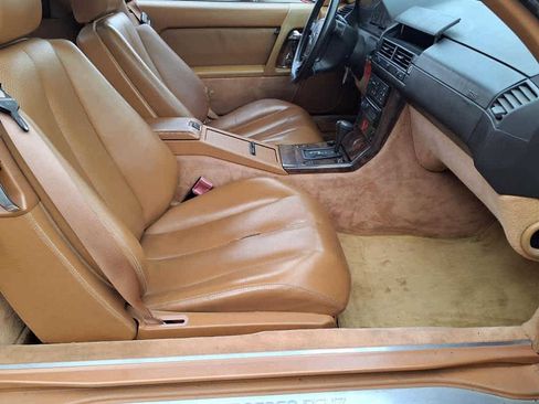 Used 1993 Mercedes-Benz 300 SL image 8