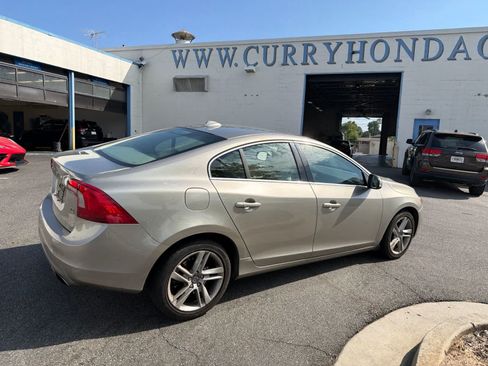 Used 2014 Volvo S60 T5 FWD image 12
