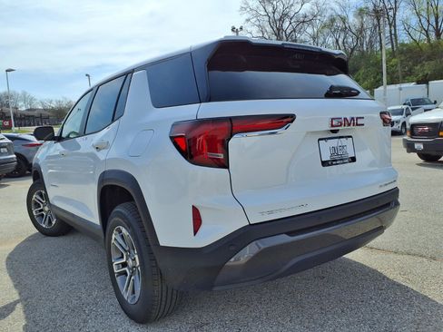 New 2026 GMC Terrain Elevation w/ Technology Package II FWD image 22