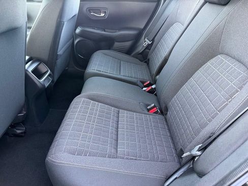 Used 2024 Honda HR-V LX image 11