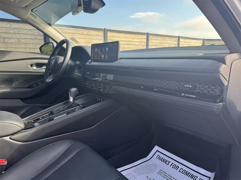 Used 2024 Honda Accord Touring image 18