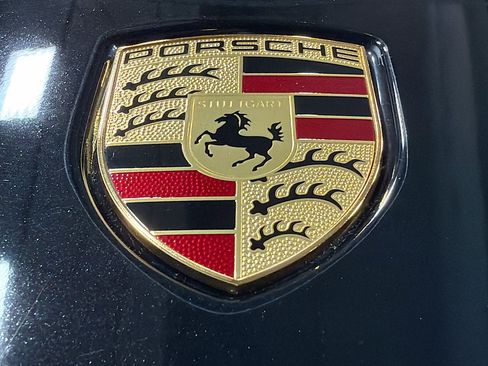 Certified 2023 Porsche Cayenne Turbo GT AWD/4WD image 12