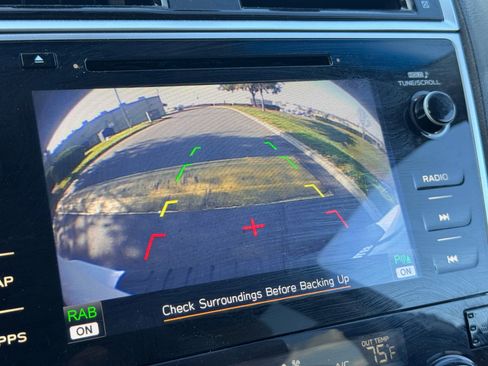 Used 2019 Subaru Outback 2.5i Limited w/ Popular Package #2 image 16