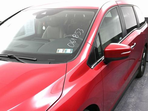 Used 2024 Honda Odyssey EX image 5