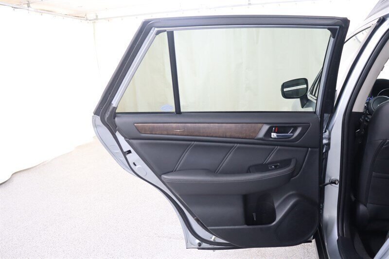 Used 2018 Subaru Outback 2.5i Limited AWD/4WD image 27