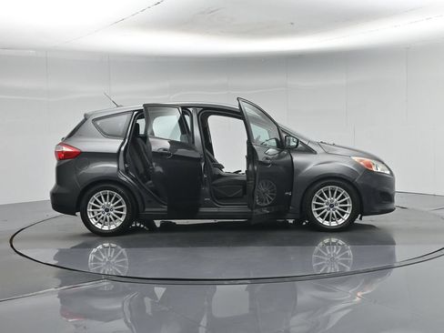 Used 2016 Ford C-MAX SE w/ Equipment Group 201A FWD image 4