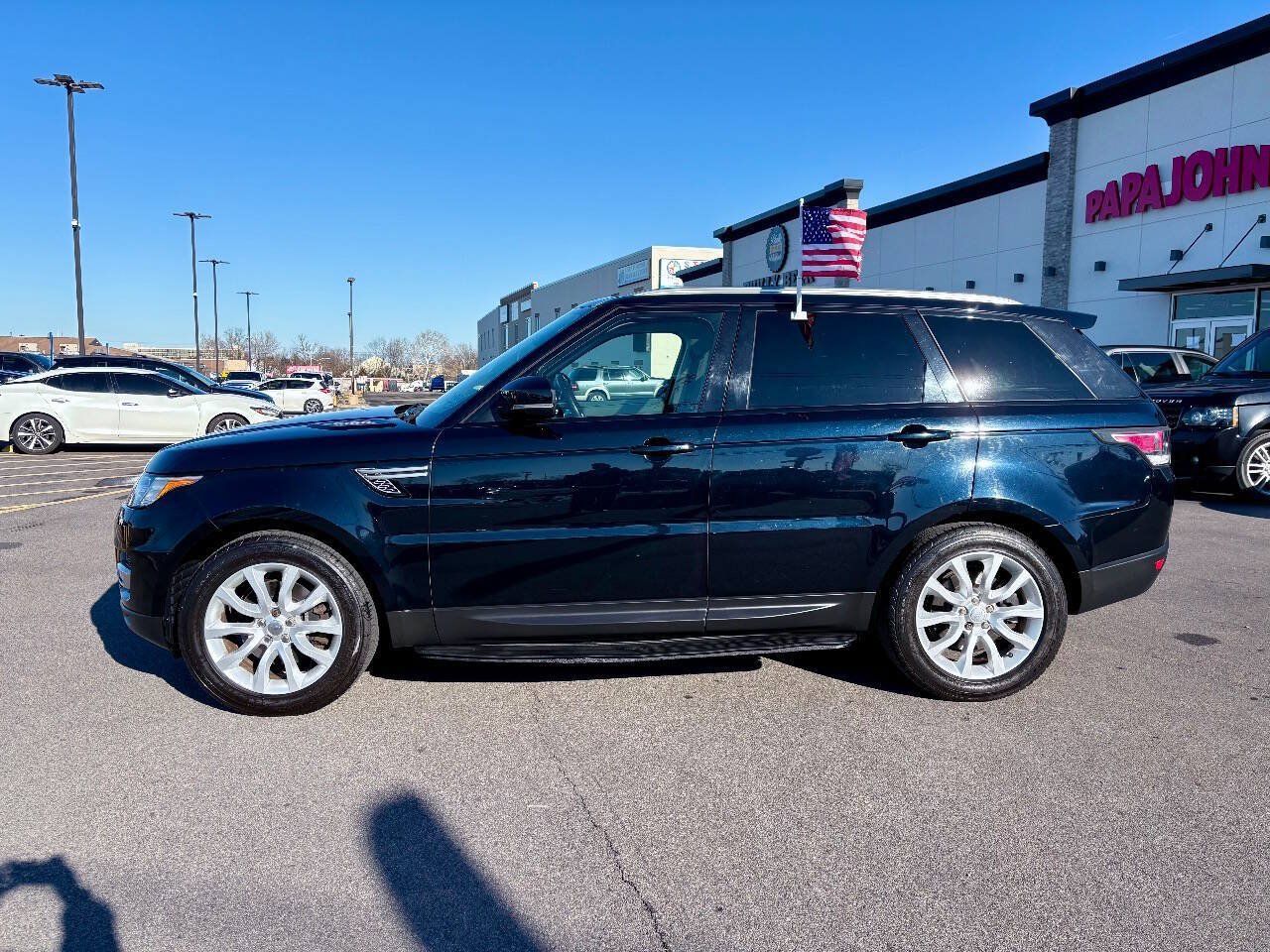 Used 2014 Land Rover Range Rover Sport HSE AWD/4WD image 3