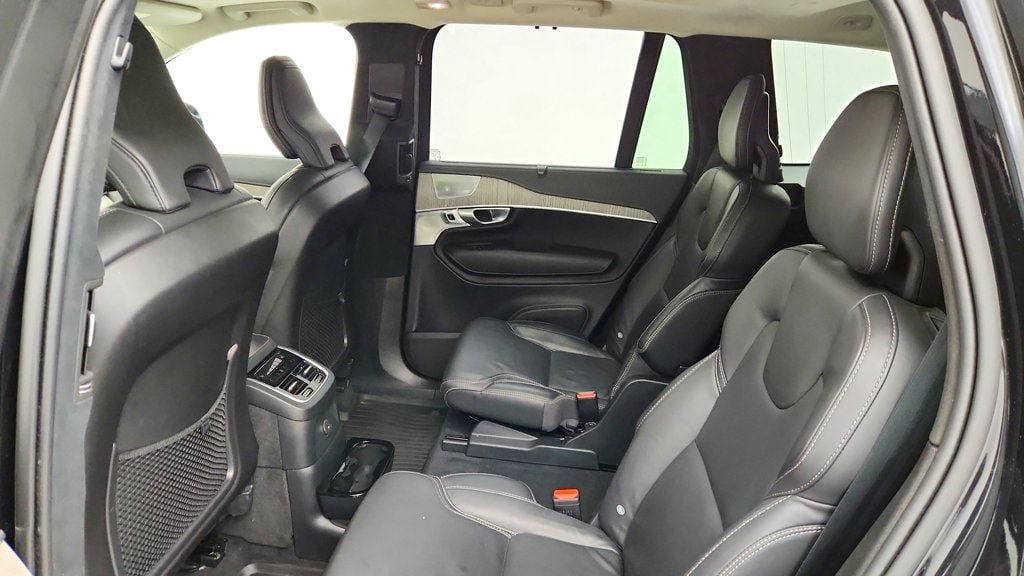 Used 2024 Volvo XC90 T8 Ultimate w/ Lounge Package AWD/4WD image 21