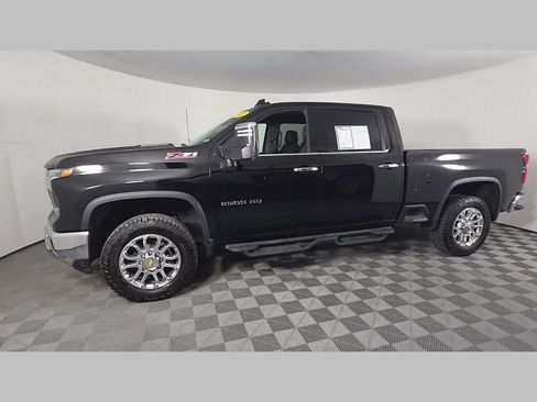 Used 2025 Chevrolet Silverado 2500 LTZ w/ LTZ Plus Package AWD/4WD image 52