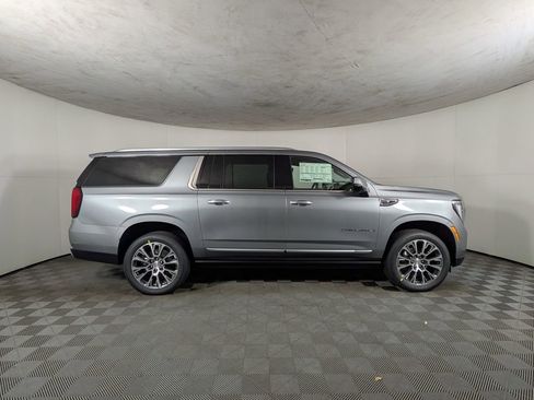 New 2026 GMC Yukon XL Denali w/ Sun & Power Step Package image 6