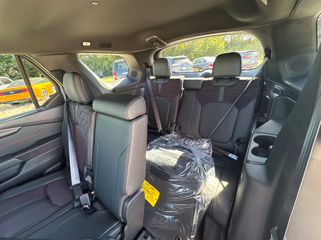 New 2026 Honda Pilot Black Edition image 25
