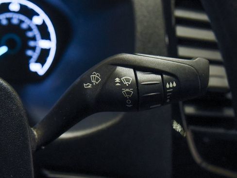 Used 2023 Ford Transit 350 XLT image 21