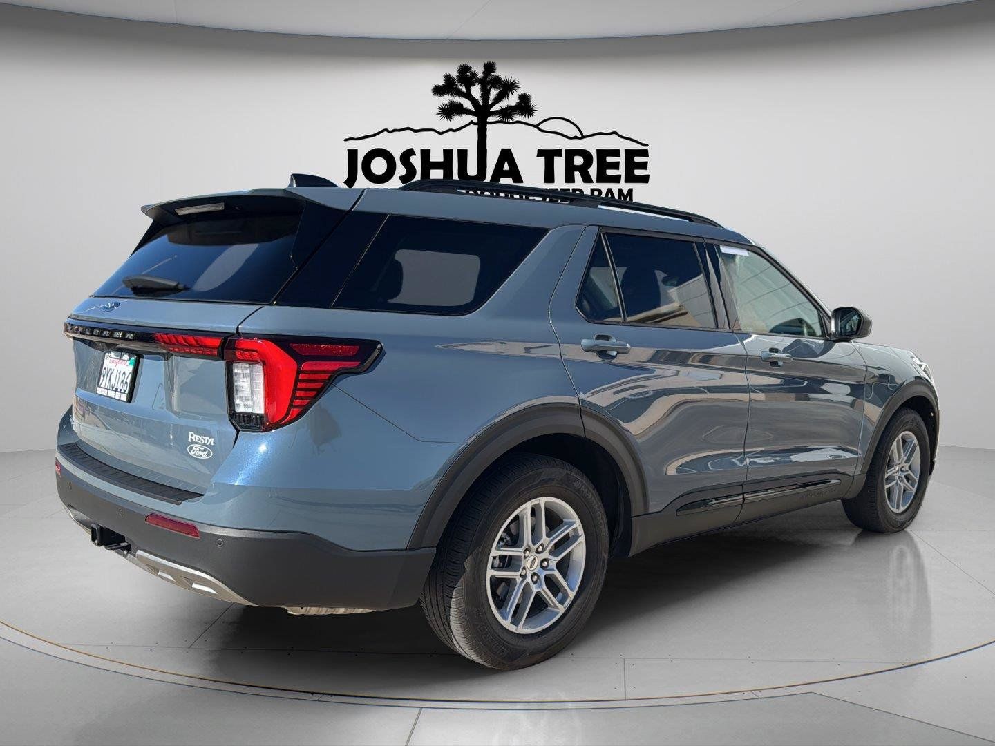Used 2026 Ford Explorer Active w/ Active Comfort Package RWD image 7