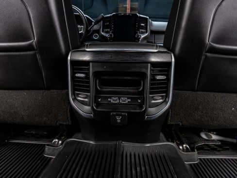 Used 2024 RAM 2500 Laramie w/ Night Edition AWD/4WD image 33
