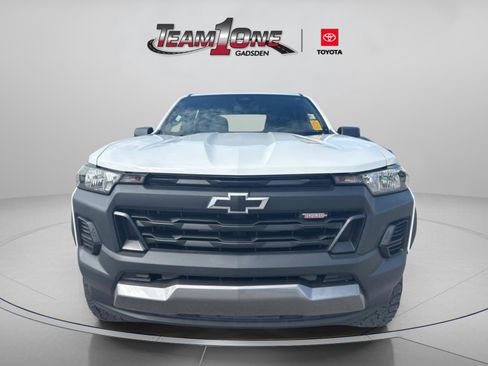 Used 2024 Chevrolet Colorado Trail Boss w/ Advanced Trailering Package AWD/4WD image 4