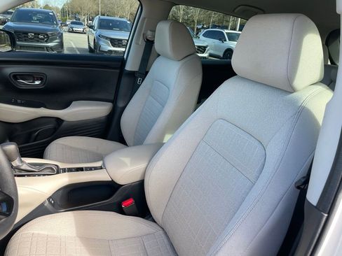 Certified 2025 Honda HR-V LX image 25