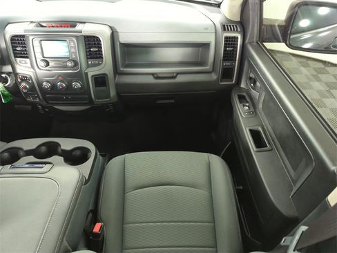 Used 2017 RAM 1500 Express w/ Express Value Package image 16