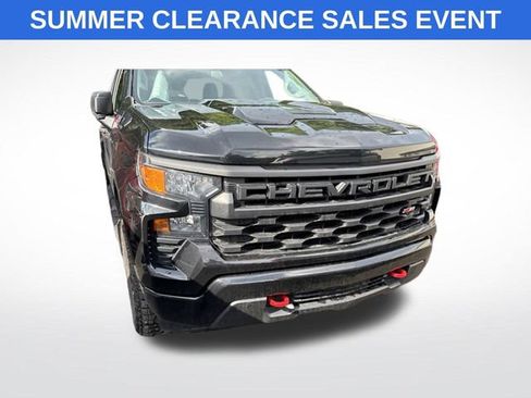 Used 2024 Chevrolet Silverado 1500 Custom Trail Boss AWD/4WD image 1