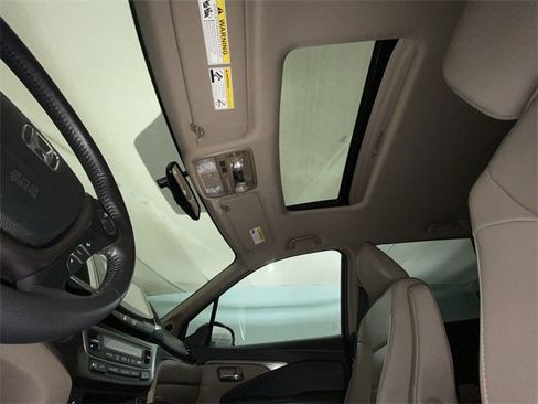 Used 2017 Honda Pilot EX-L image 21