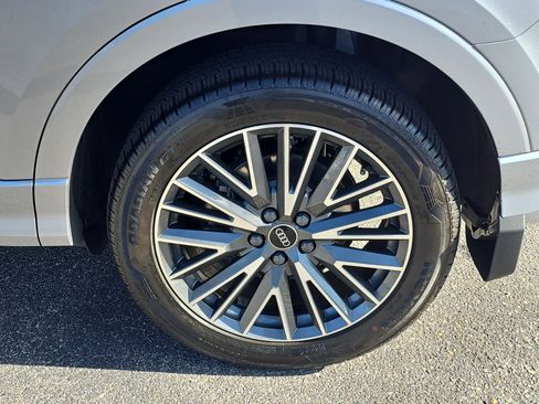 Used 2023 Audi Q3 2.0T Premium w/ Black Optic Package image 33