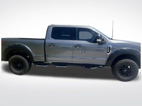 Used 2022 Ford F250 XLT w/ XLT Value Package AWD/4WD image 7