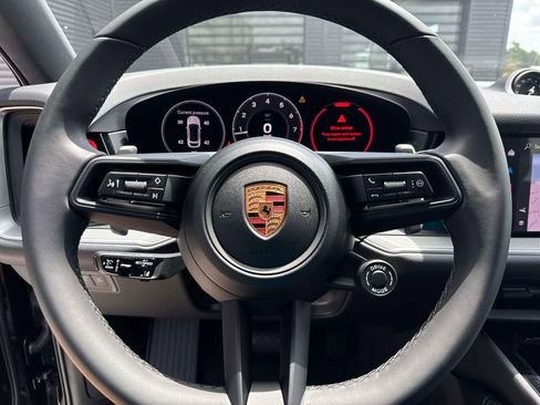 New 2026 Porsche Cayenne Coupe AWD/4WD image 24