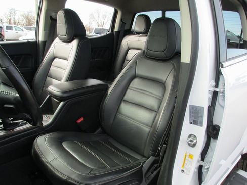 Certified 2021 GMC Canyon Denali image 17