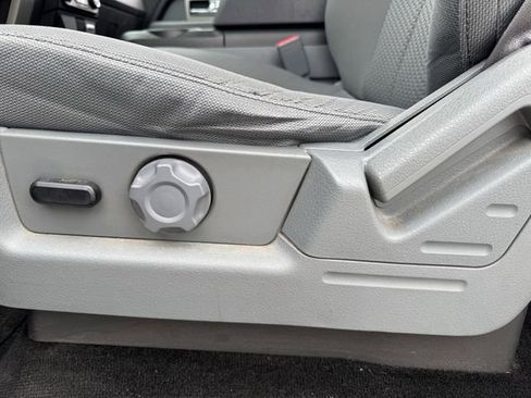 Used 2014 Ford F150 XLT w/ XLT Chrome Package RWD image 22