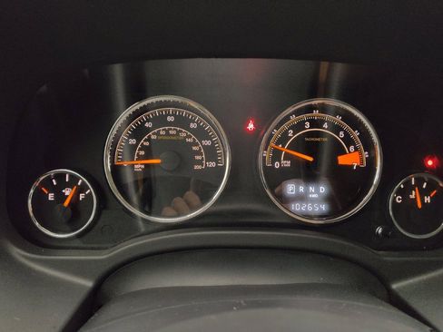 Used 2016 Jeep Compass High Altitude AWD/4WD image 23